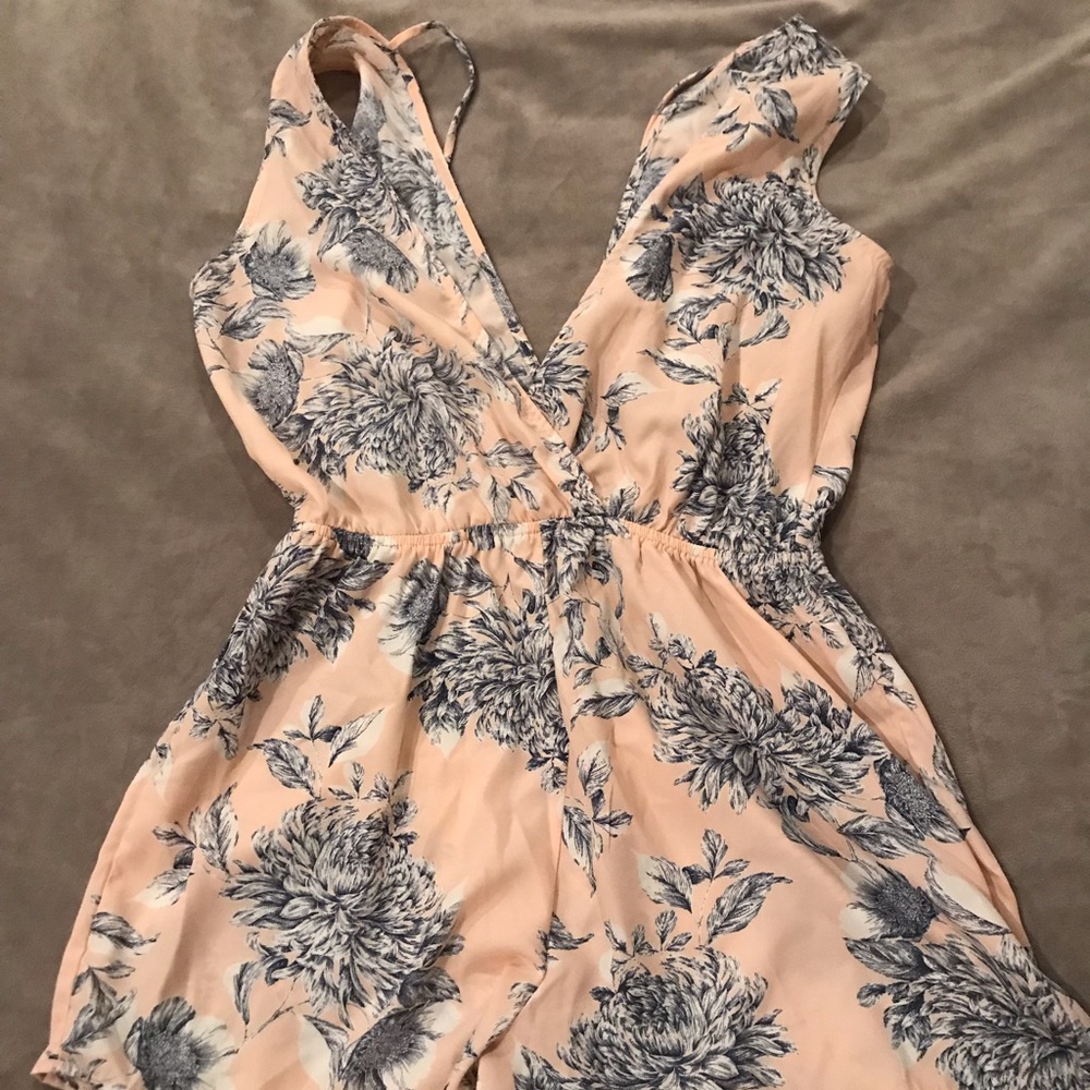 Floral Romper - Picture 2 of 2